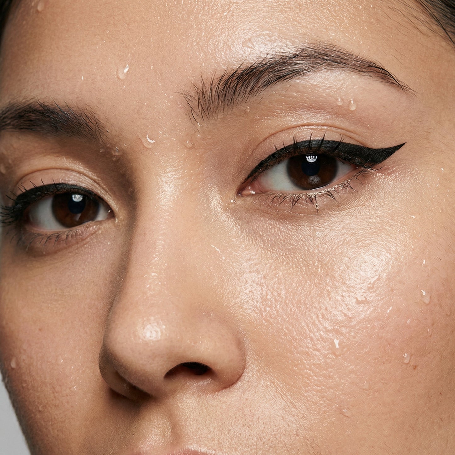 Luxline Duo Eyeliner